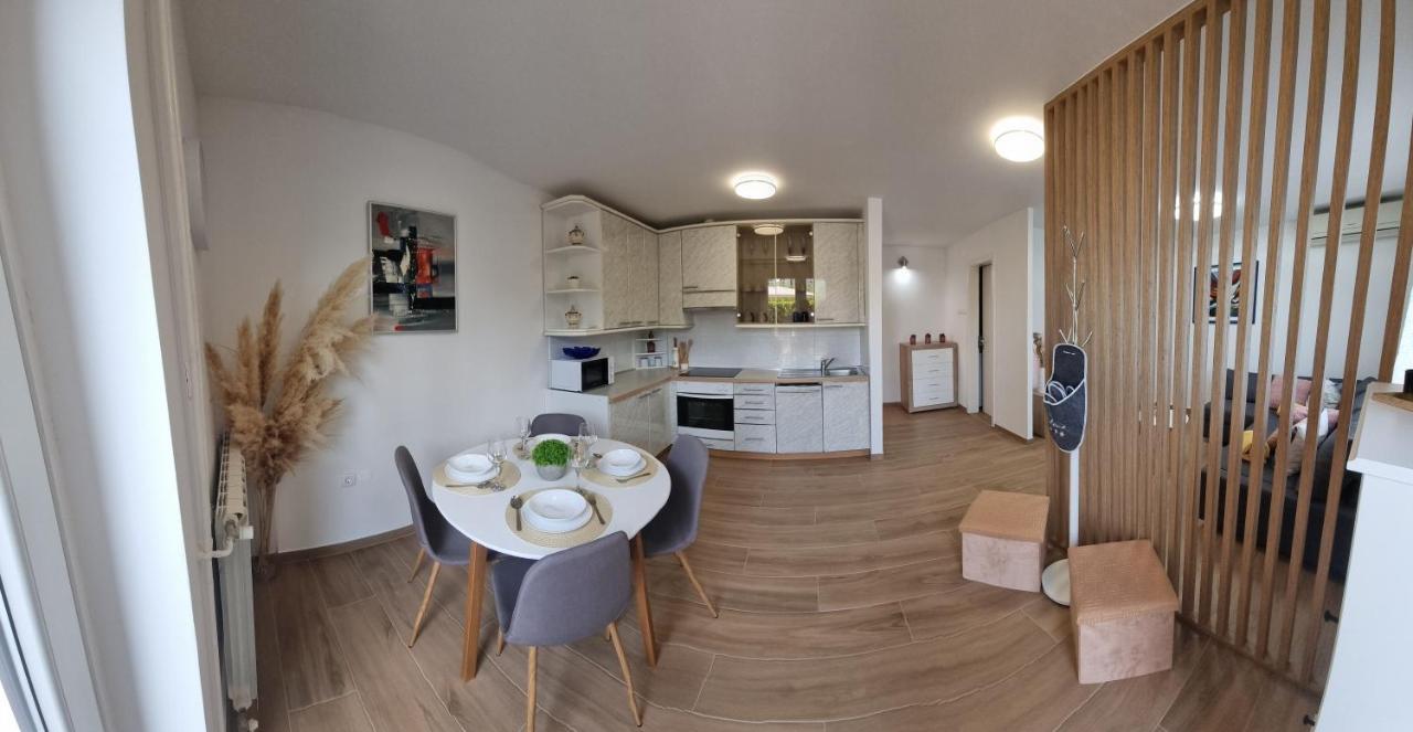 Harmony Apartment Koper Ngoại thất bức ảnh
